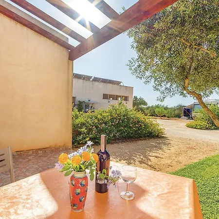 Mathia Case Campanella